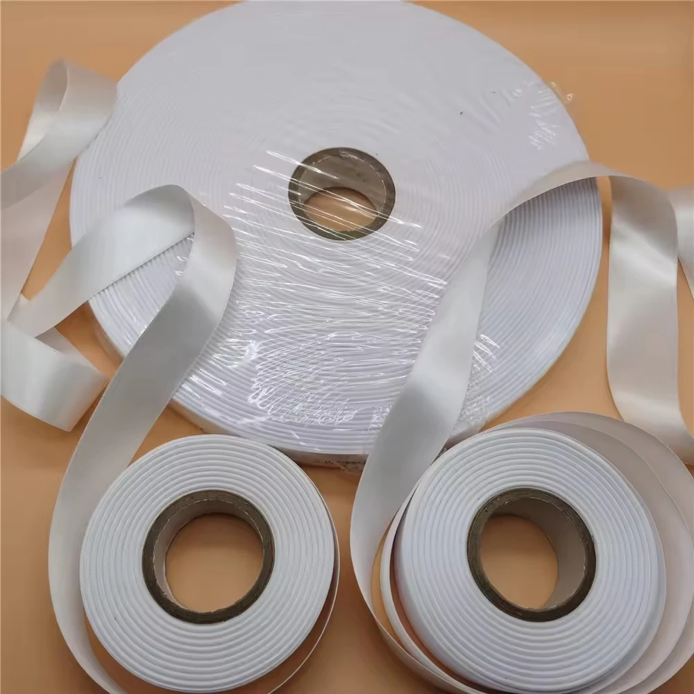 Nhãn Lụa – Giải Pháp Gắn Liền Thương Hiệu Với Sản Phẩm